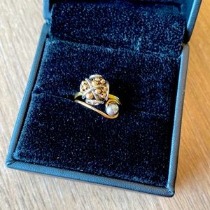 18K Gold and Sterling Cluster Ring